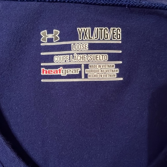 Youth XL Under Armour tshirt - Picture 3 of 4
